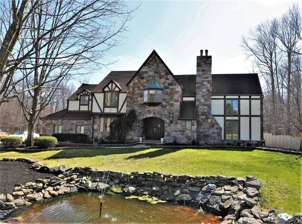 55 Friendship Road Cranbury, NJ 08512 - Photo 1 of 71 Gallery Image 1