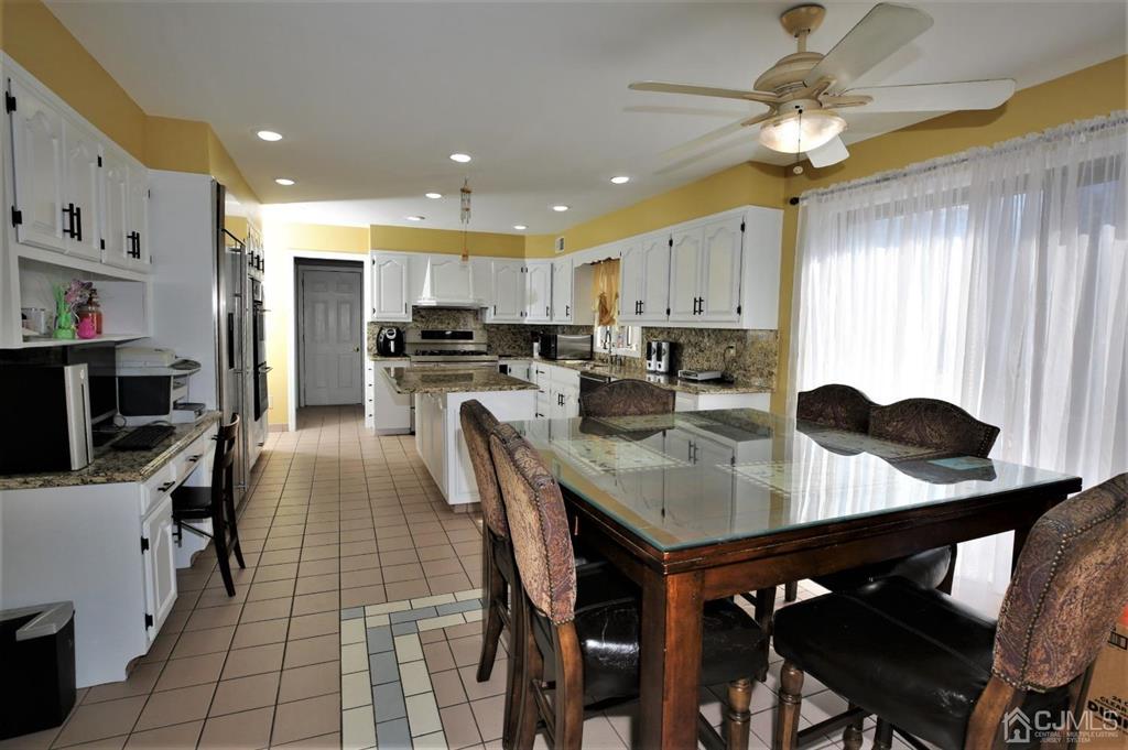 55 Friendship Road Cranbury, NJ 08512 - Photo 15 of 71 Gallery Image 15