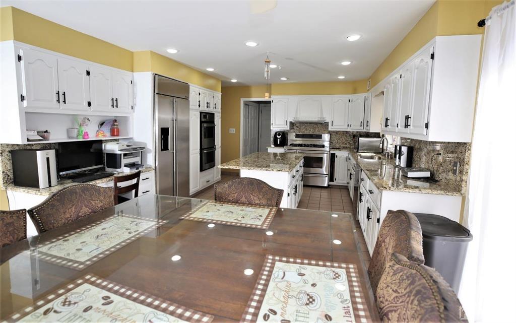 55 Friendship Road Cranbury, NJ 08512 - Photo 16 of 71 Gallery Image 16