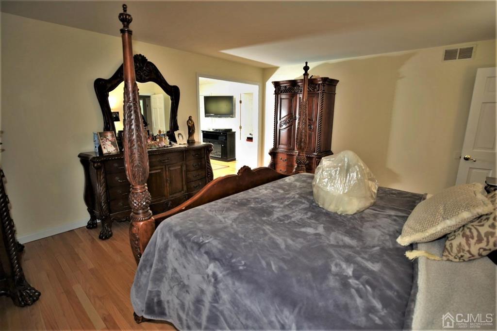 55 Friendship Road Cranbury, NJ 08512 - Photo 33 of 71 Gallery Image 33