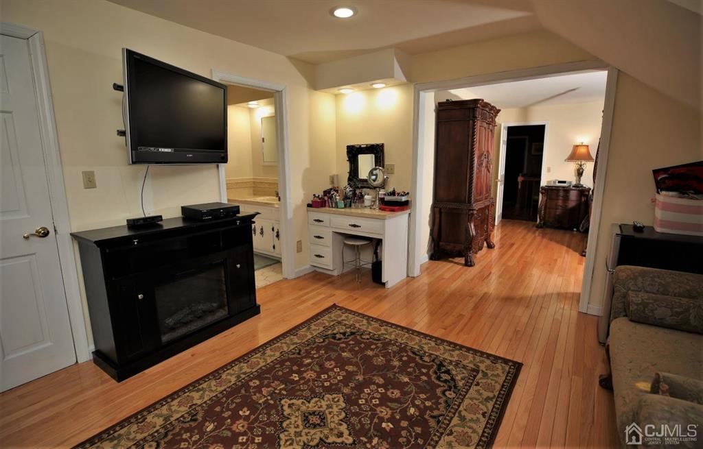 55 Friendship Road Cranbury, NJ 08512 - Photo 36 of 71 Gallery Image 36