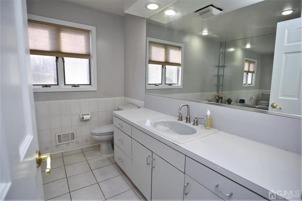 55 Friendship Road Cranbury, NJ 08512 - Photo 45 of 71 Gallery Image 45