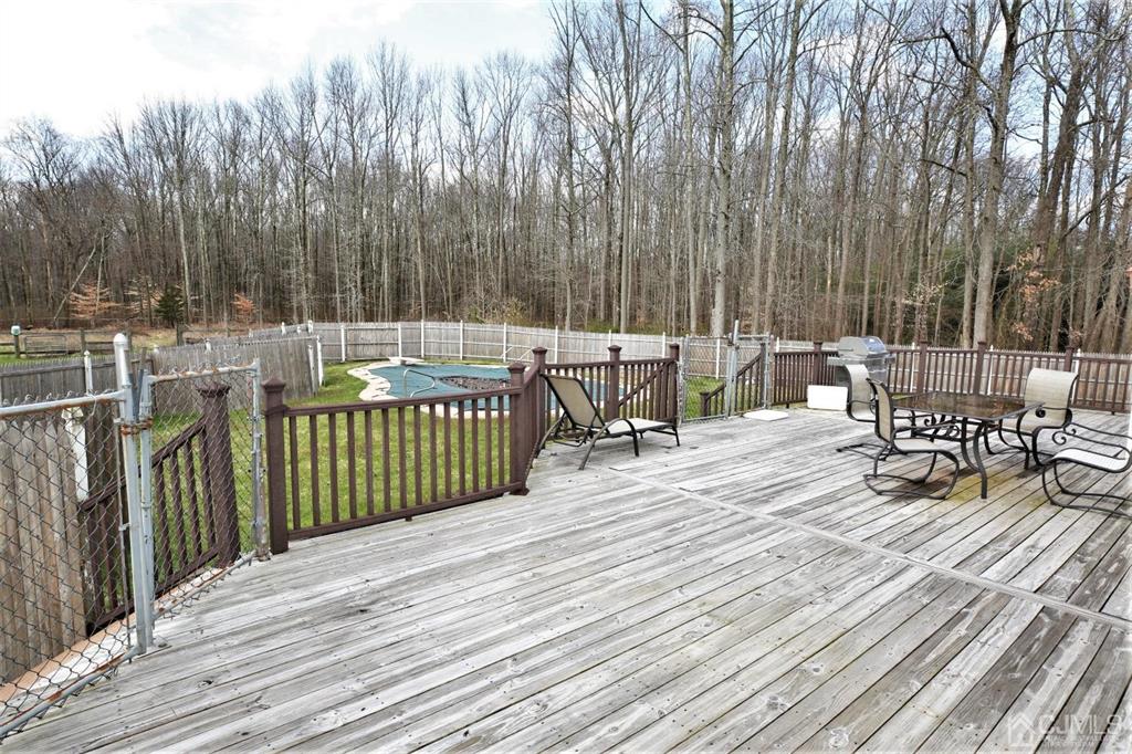 55 Friendship Road Cranbury, NJ 08512 - Photo 59 of 71 Gallery Image 59