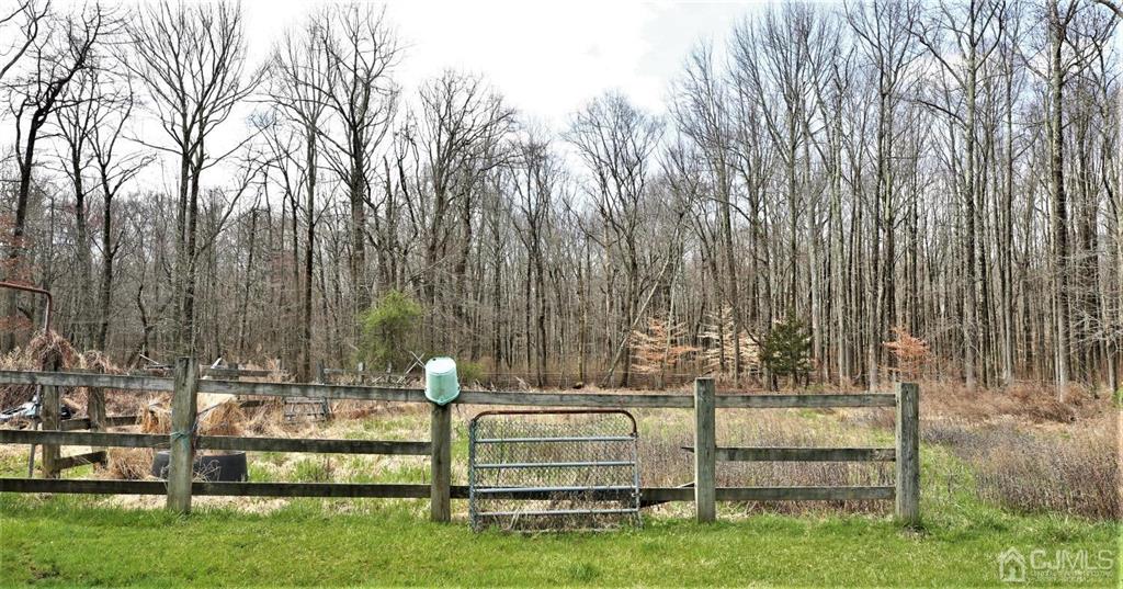 55 Friendship Road Cranbury, NJ 08512 - Photo 67 of 71 Gallery Image 67