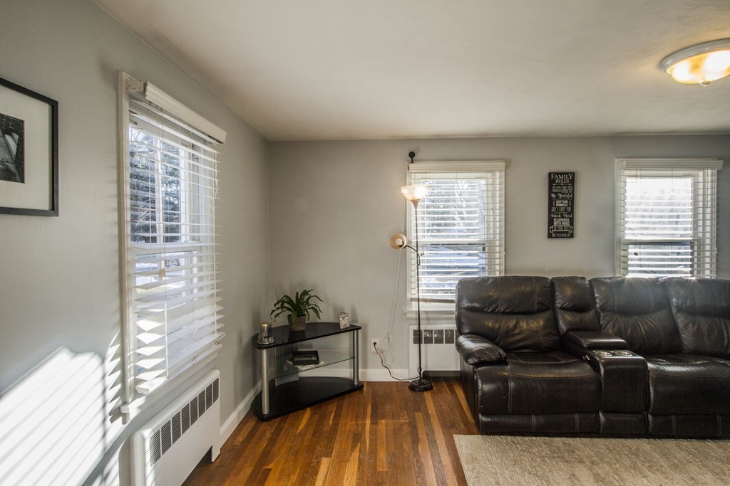 33 Stoneleigh Road Holden, MA 01520 - Photo 18 of 29 Gallery Image 18