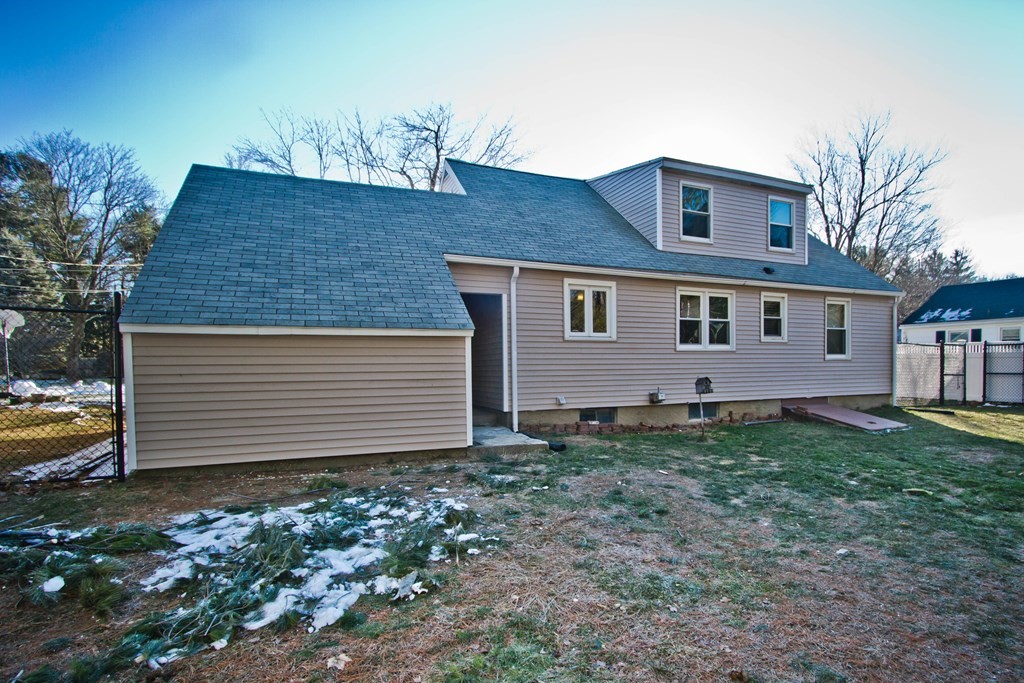 33 Stoneleigh Road Holden, MA 01520 - Photo 29 of 29 Gallery Image 29