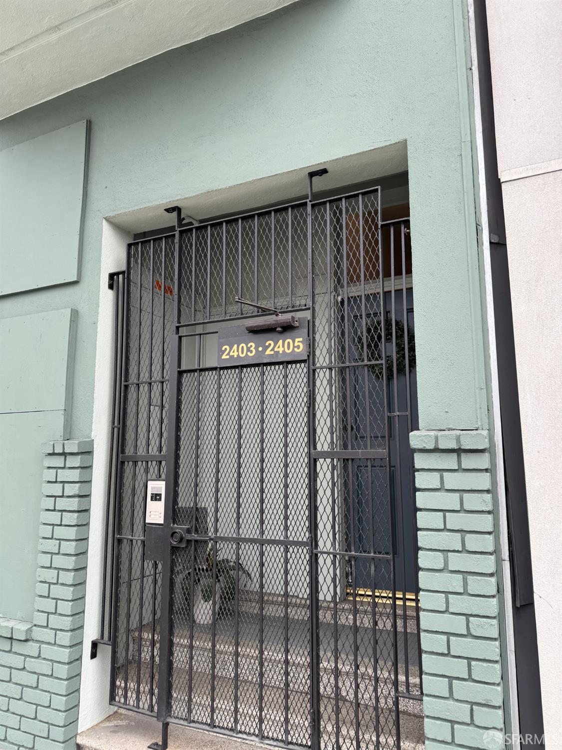 2403 16th Street San Francisco, CA 94110 - Photo 13 of 30