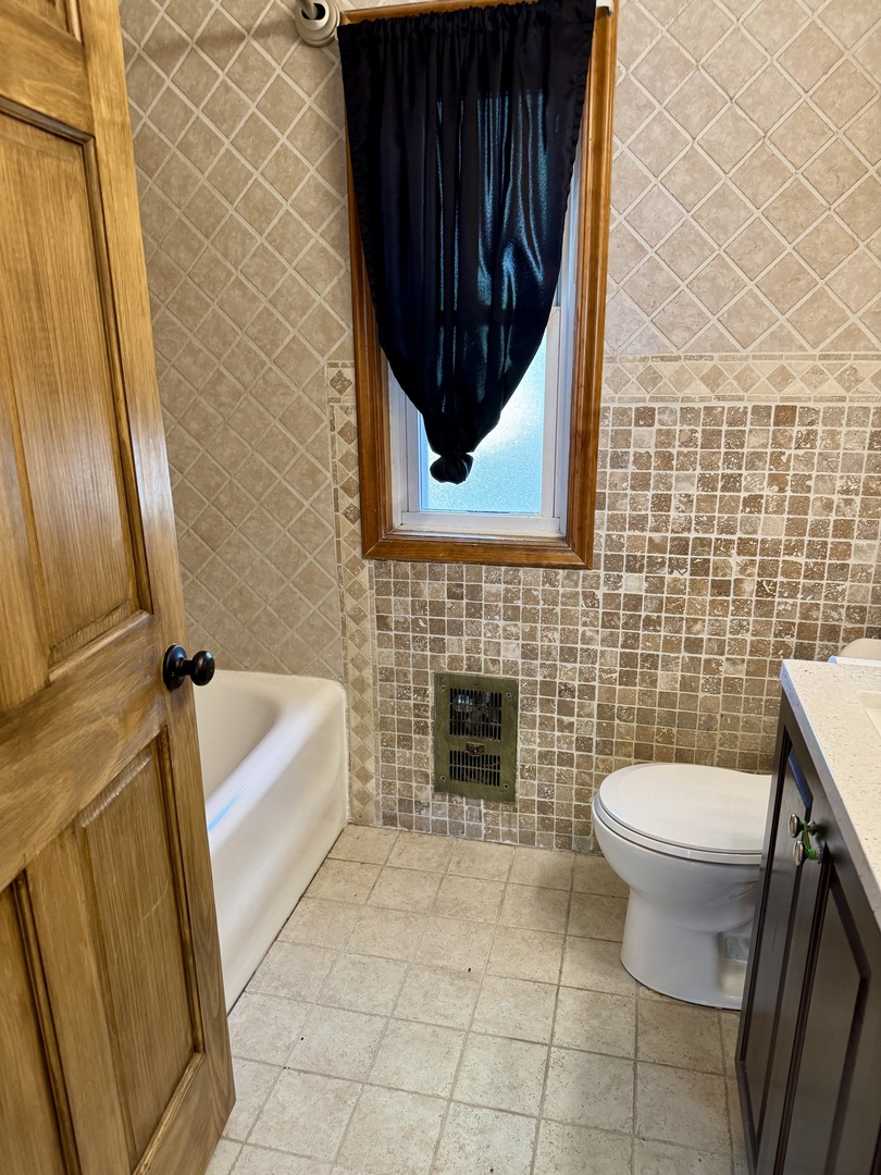 602 South 9th Street Clinton, IA 52732 - Photo 20 of 27