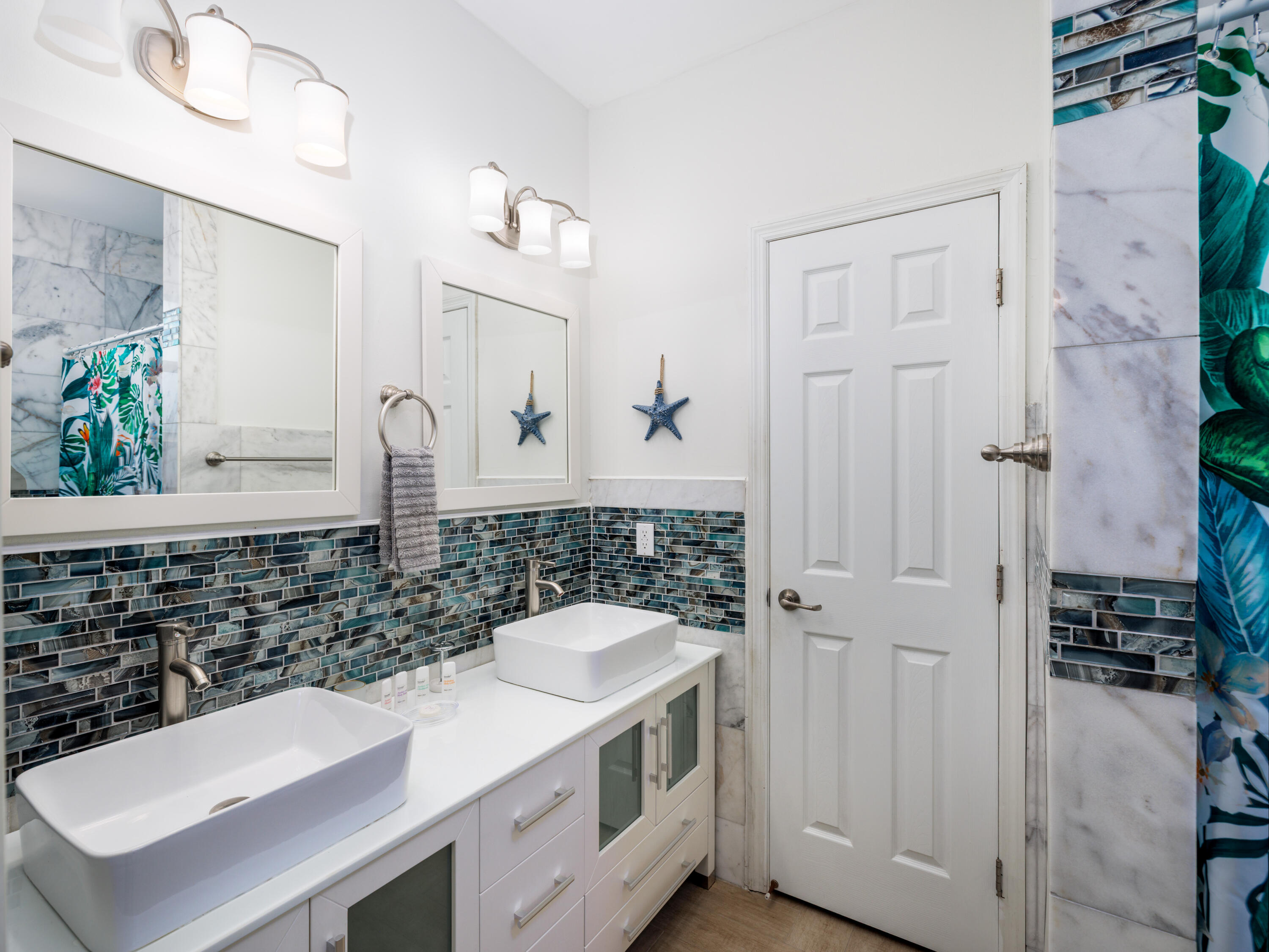 599 30th Street Marathon, FL 33050 - Photo 27 of 49 599 30th Street Marathon - Hi Res-17