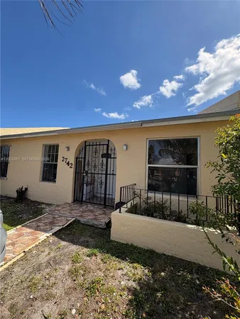 $3,150 | 2742 Northwest 199th Terrace, Miami Gardens, FL 33056