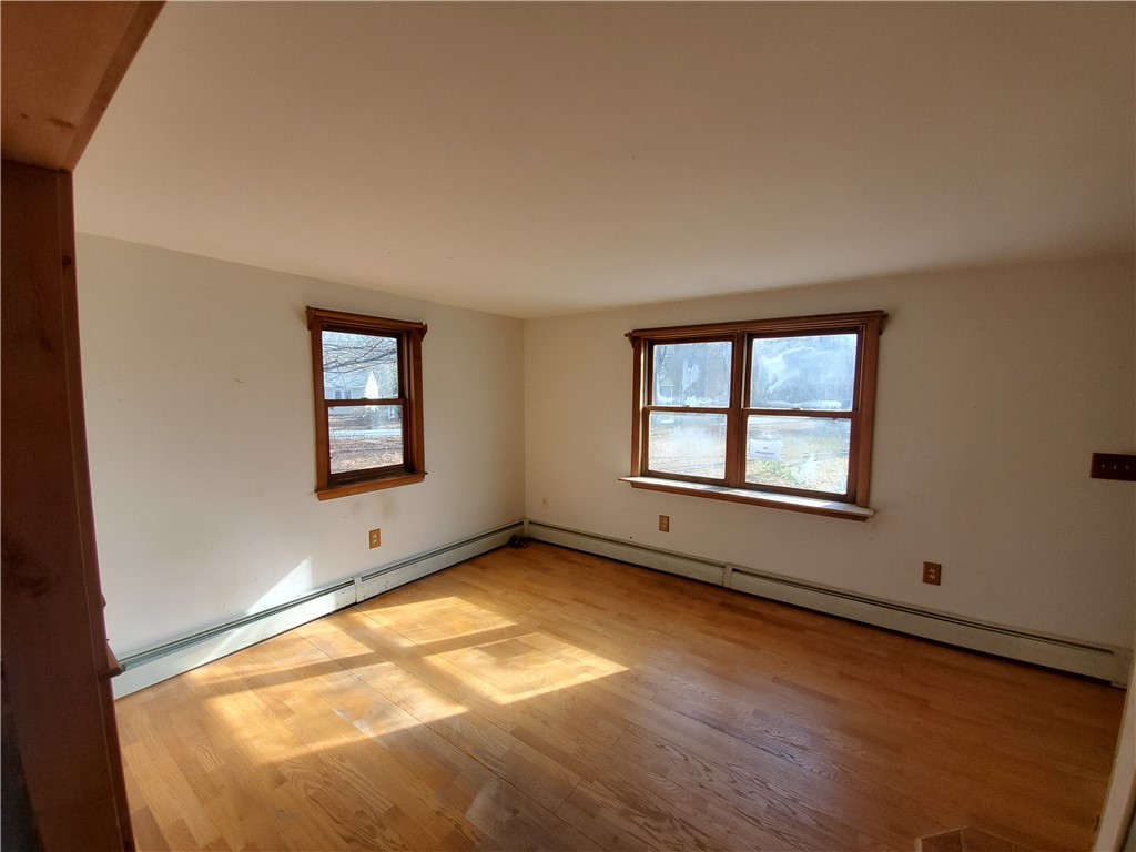 910 Broad Rock Road South Kingstown, RI 02879 - Photo 4 of 9 Gallery Image 4
