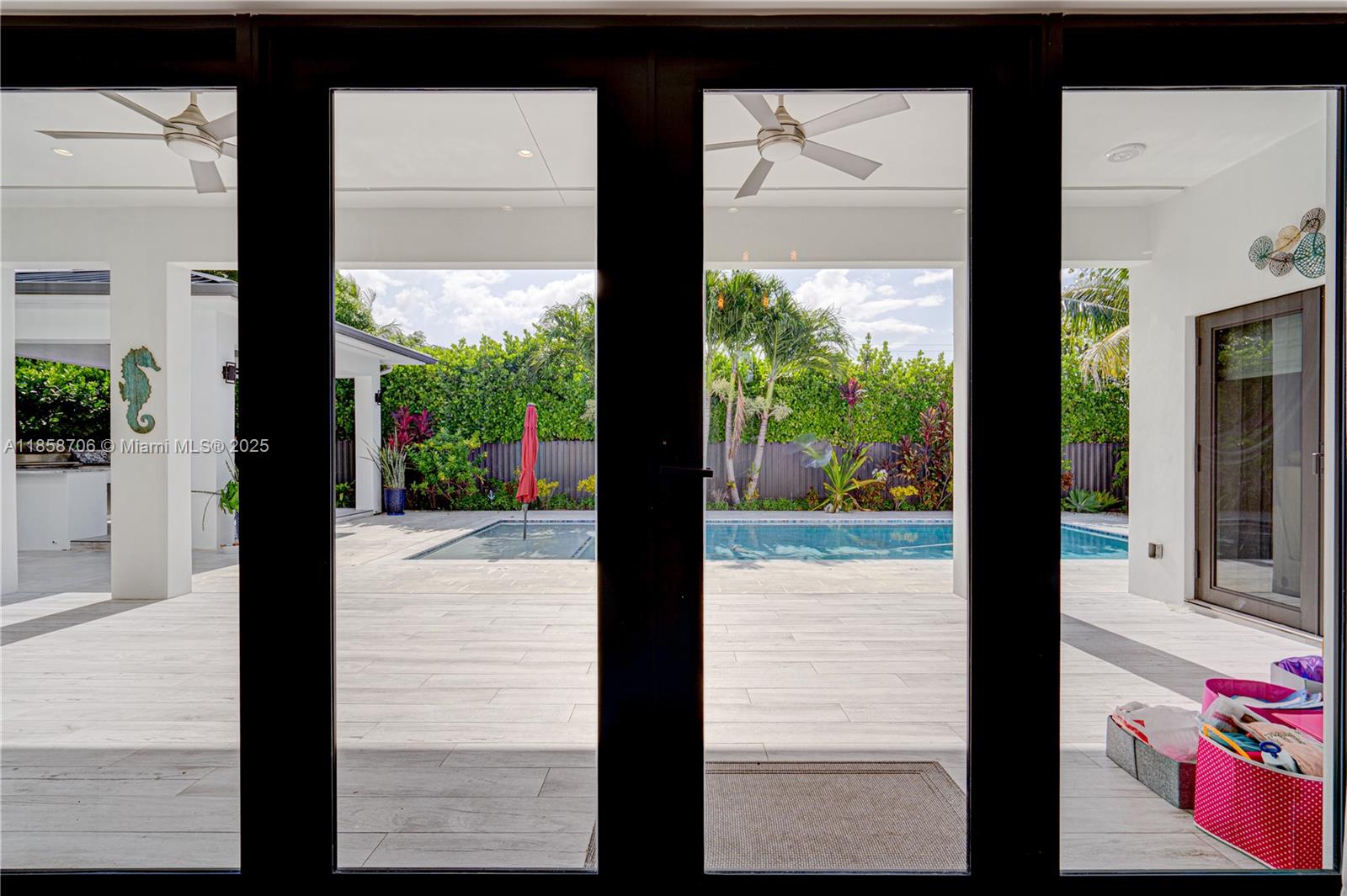 2521 Southwest 105th Avenue Miami, FL 33165 - Photo 22 of 68