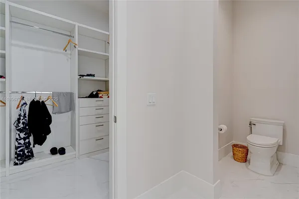 $1,599,000 | 2521 Southwest 105th Avenue, Miami, FL 33165