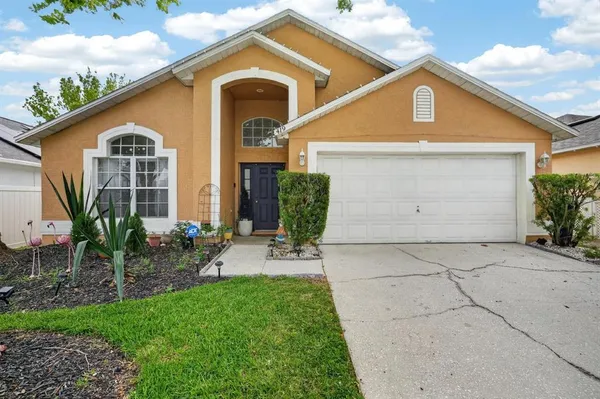 $2,990 | 419 Buckingham Circle, Davenport, FL 33897