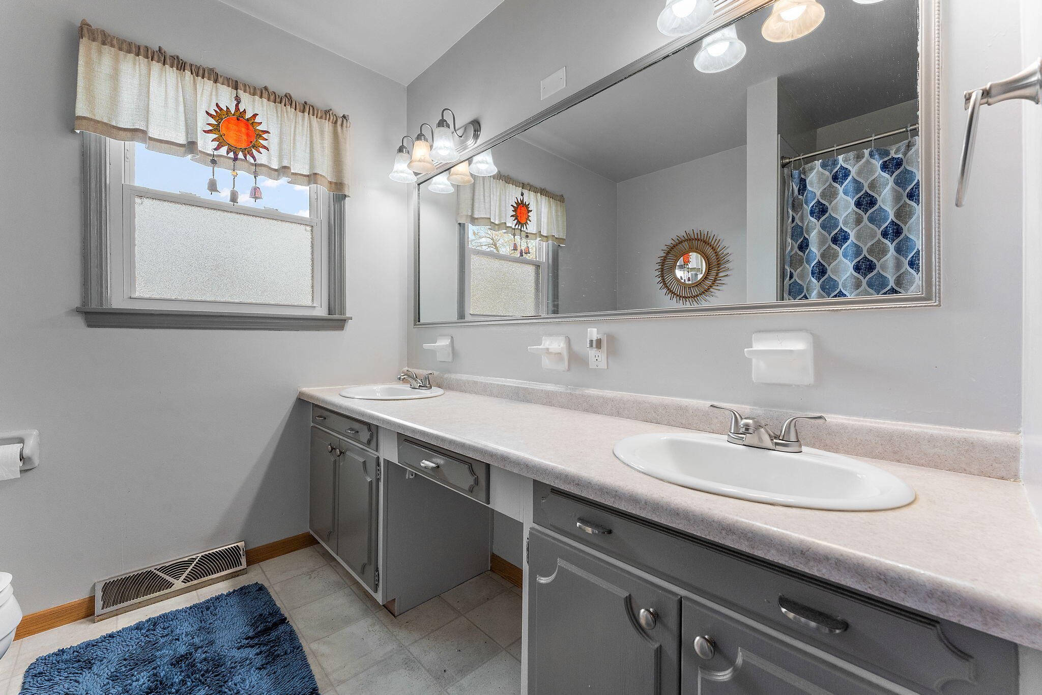 1250 North Rensselaer Street Griffith, IN 46319 - Photo 15 of 28 2048x1365