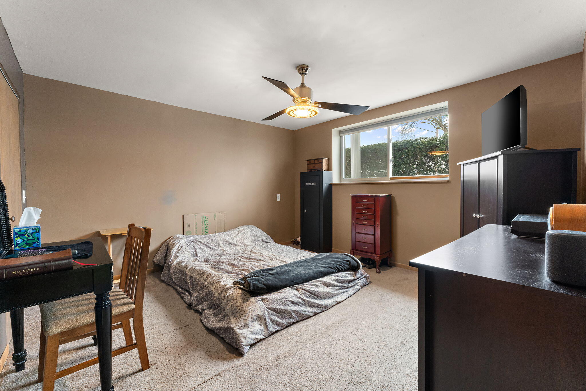 1250 North Rensselaer Street Griffith, IN 46319 - Photo 19 of 28 2048x1365