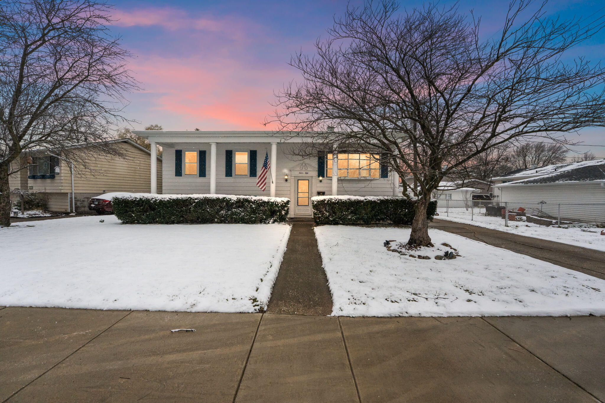 1250 North Rensselaer Street Griffith, IN 46319 - Photo 2 of 28 2048x1365