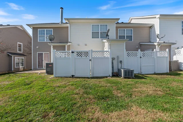 $315,000 | 3437 Harpeth Springs Drive, Nashville, TN 37221