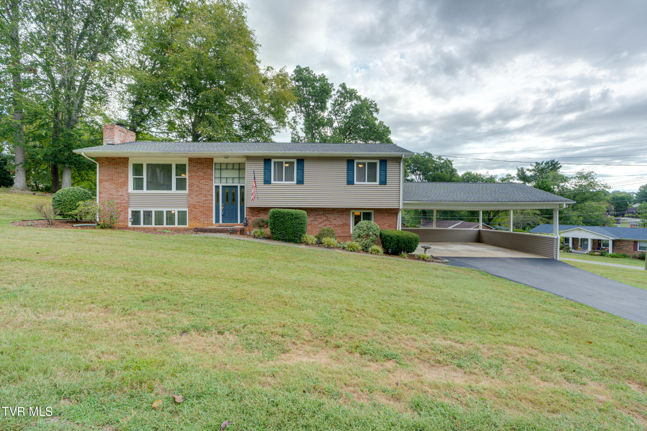765 Greengate Road Kingsport, TN 37663 - Photo 1 of 48 001