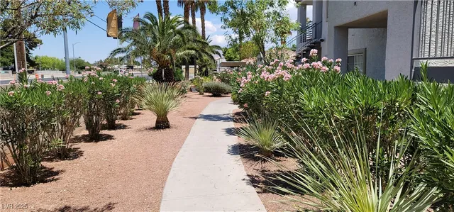 $184,900 | 3318 North Decatur Boulevard, Unit 1002, Las Vegas, NV 89130
