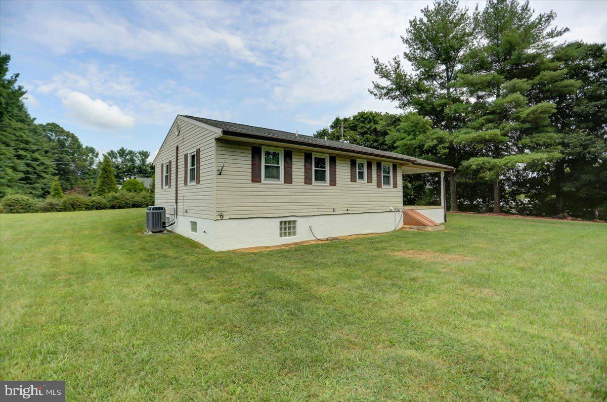 179 Weeping Willow Road Falling Waters, WV 25419 - Photo 36 of 38 Gallery Image 36