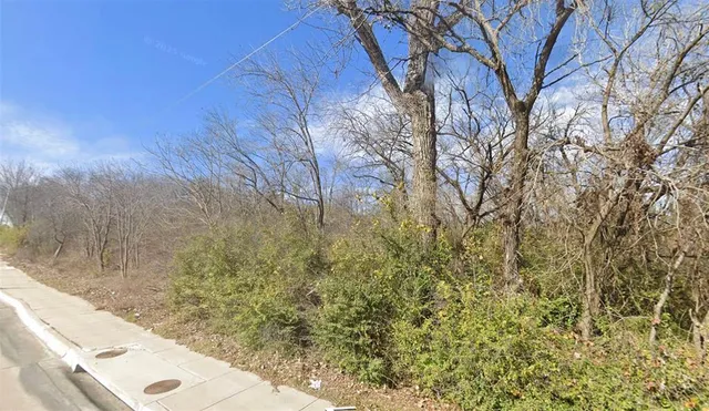 $265,000 | 4909 Brentwood Stair Road, Fort Worth, TX 76112