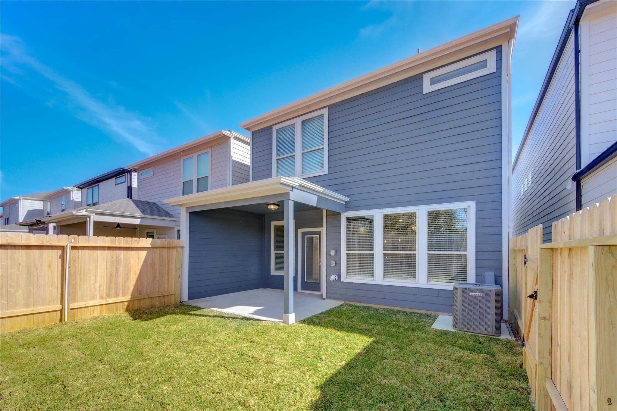 1709 Summerlyn Houston, TX 77080 - Photo 41 of 46
