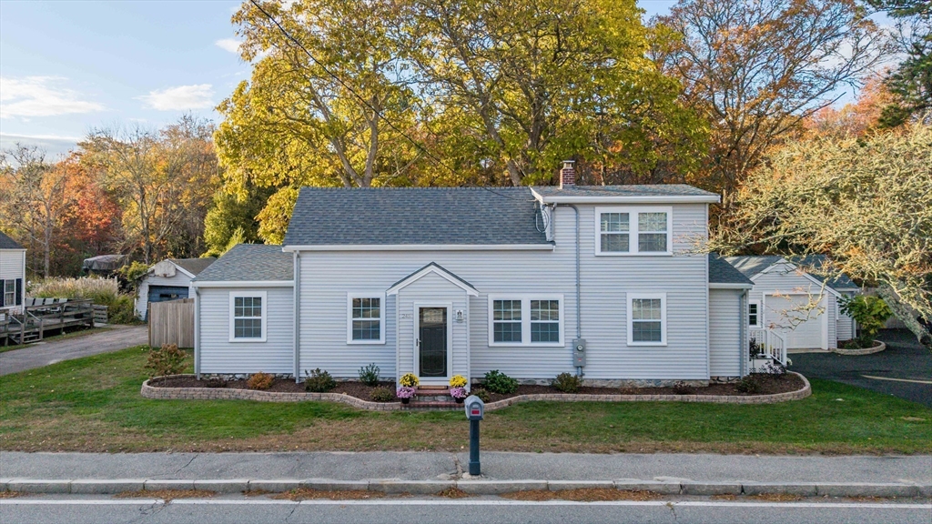 245 Wareham Road Marion, MA 02738 - Photo 2 of 42
