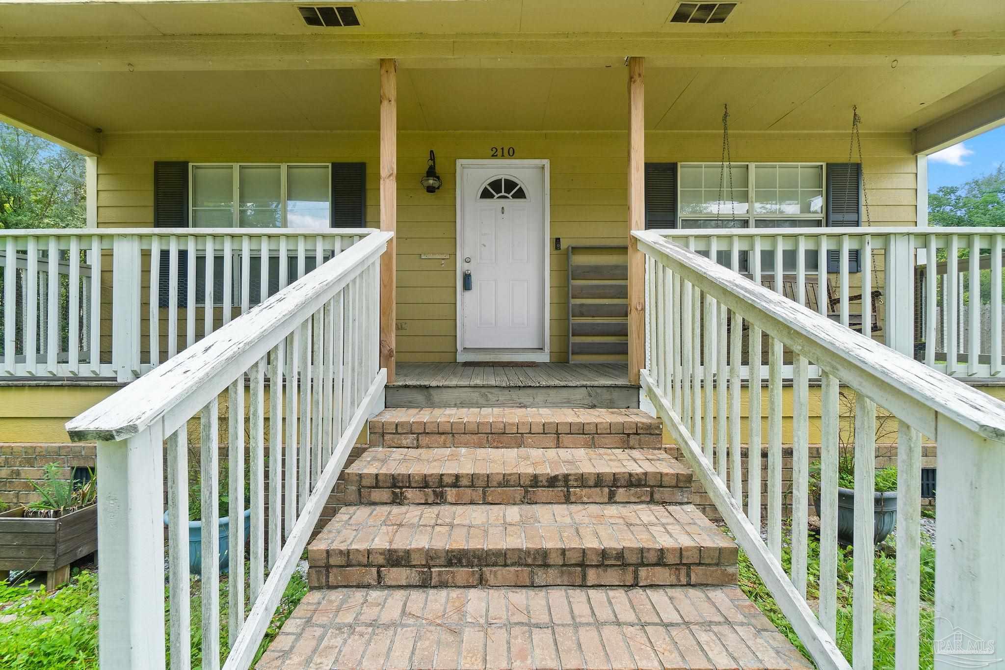 210 West Kingsfield Road Cantonment, FL 32533 - Photo 4 of 46 Gallery Image 4