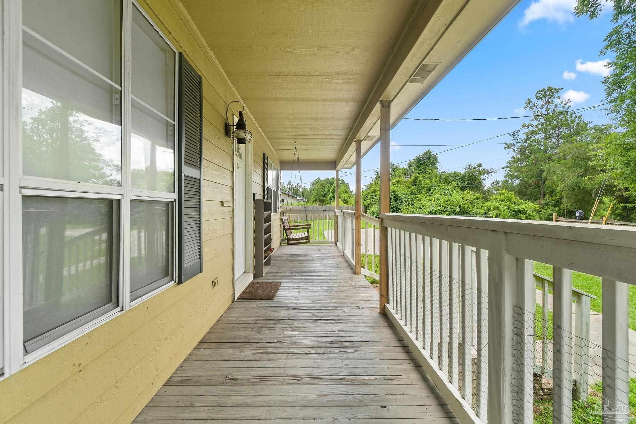 210 West Kingsfield Road Cantonment, FL 32533 - Photo 5 of 46 Gallery Image 5