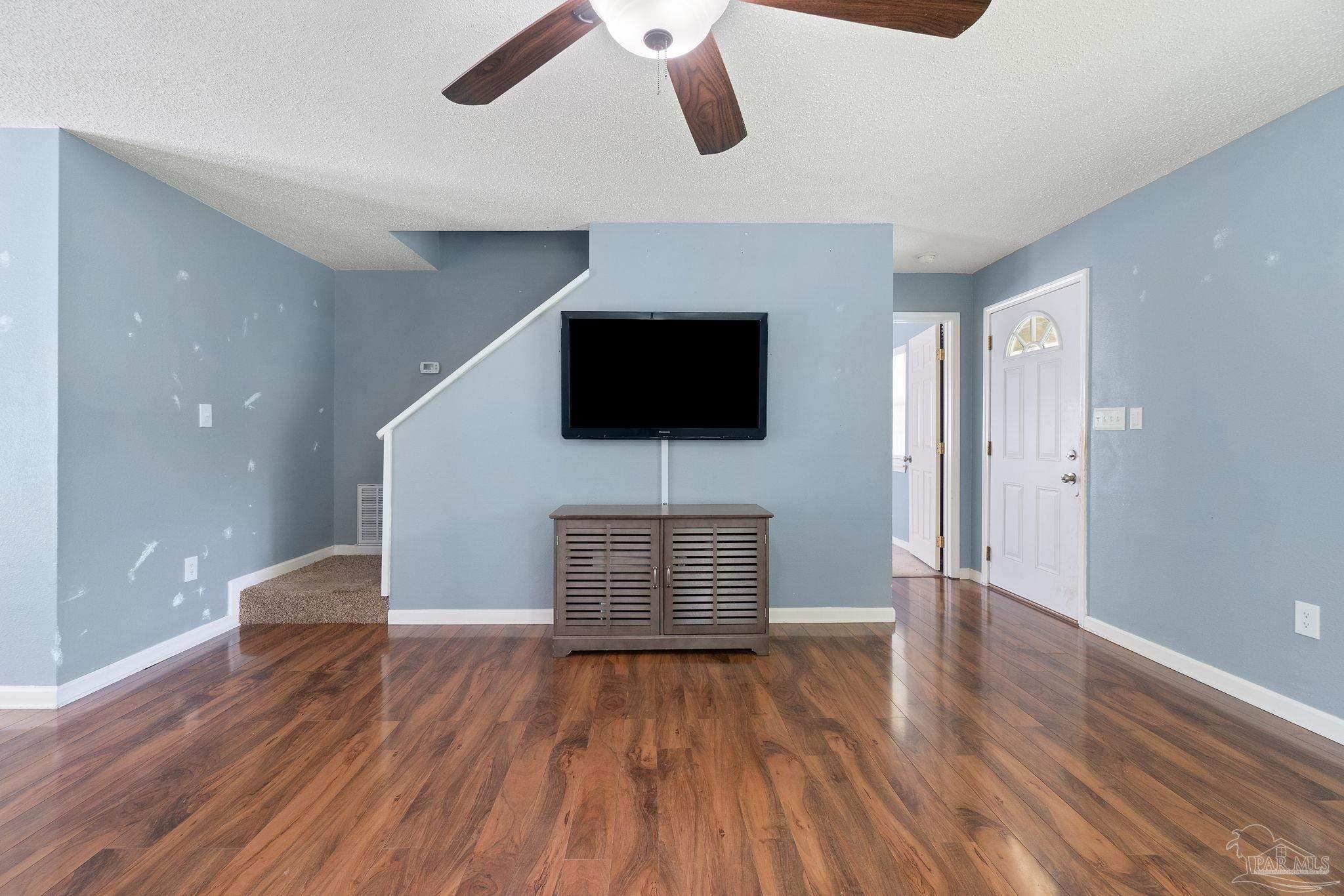 210 West Kingsfield Road Cantonment, FL 32533 - Photo 9 of 46 Gallery Image 9