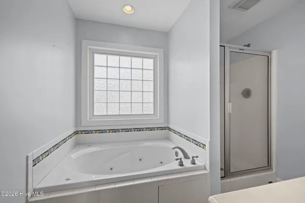 $549,000 | 310 Joan Court, Beaufort, NC 28516