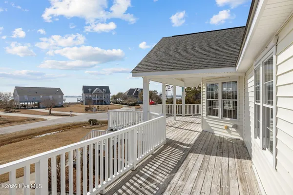 $549,000 | 310 Joan Court, Beaufort, NC 28516