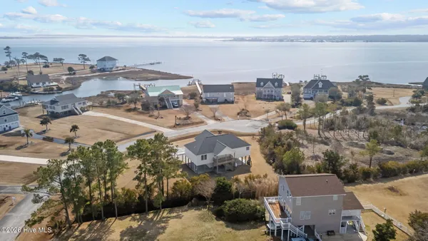 $549,000 | 310 Joan Court, Beaufort, NC 28516