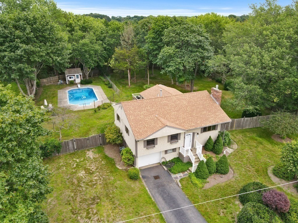 14 Harlow Road Marshfield, MA 02050 - Photo 3 of 21 Gallery Image 3