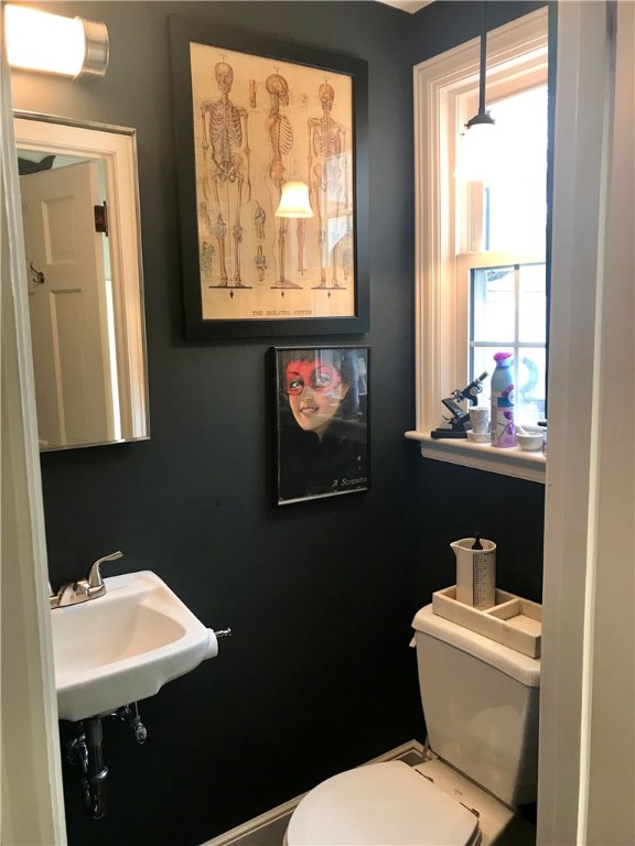 41 Wheaton Street Warren, RI 02885 - Photo 9 of 24