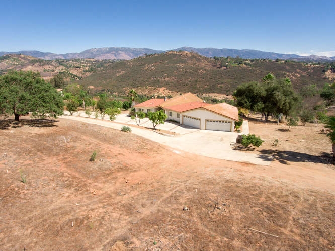 30745 Mesa Crest Road Valley Center, CA 92082 - Photo 2 of 25