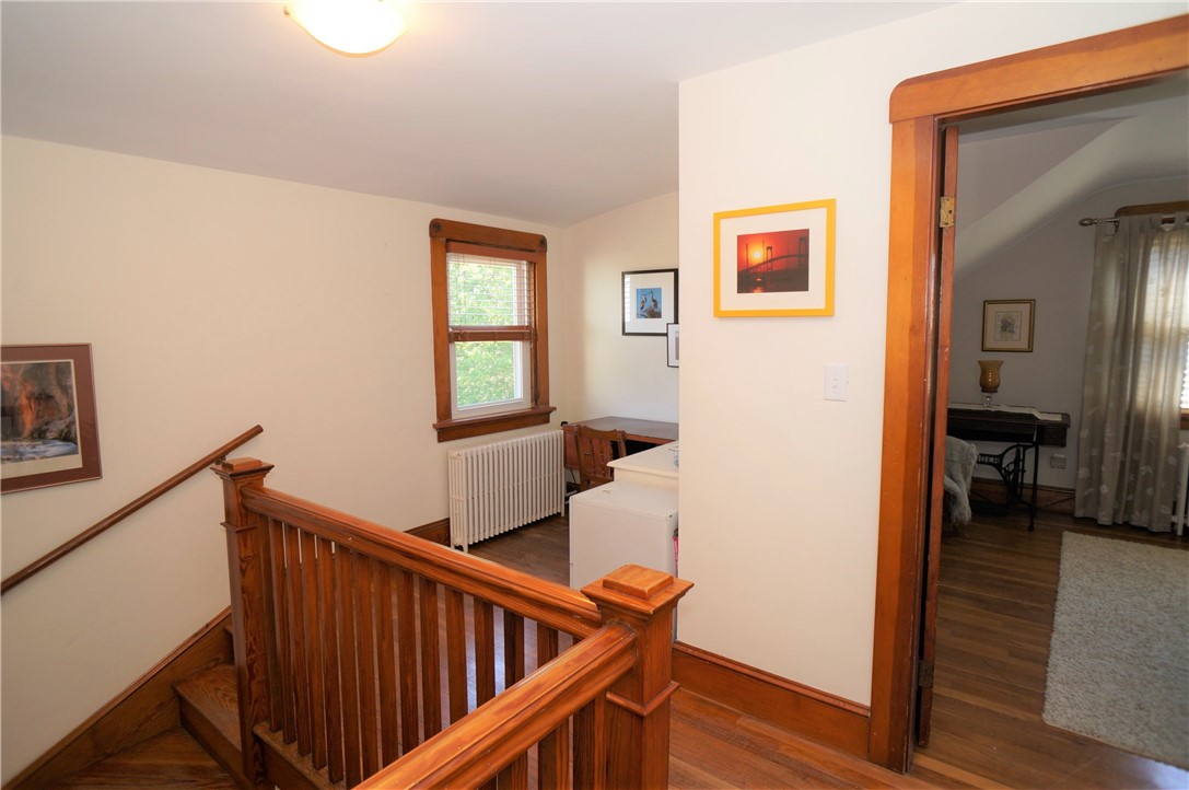 29 Fenner Avenue Newport, RI 02840 - Photo 15 of 31