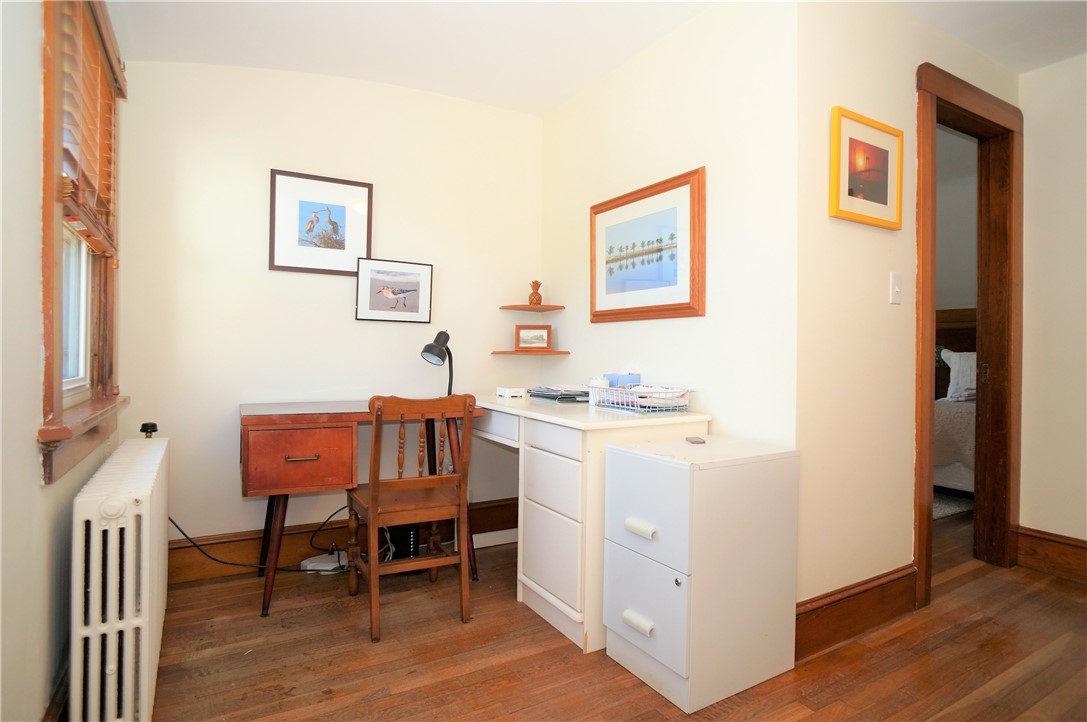 29 Fenner Avenue Newport, RI 02840 - Photo 16 of 31 Top of the Stairs Nook