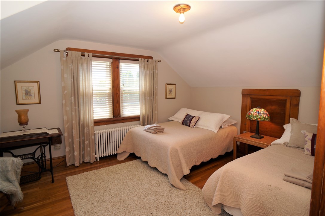 29 Fenner Avenue Newport, RI 02840 - Photo 19 of 31 Tan Bedroom-Angle 2