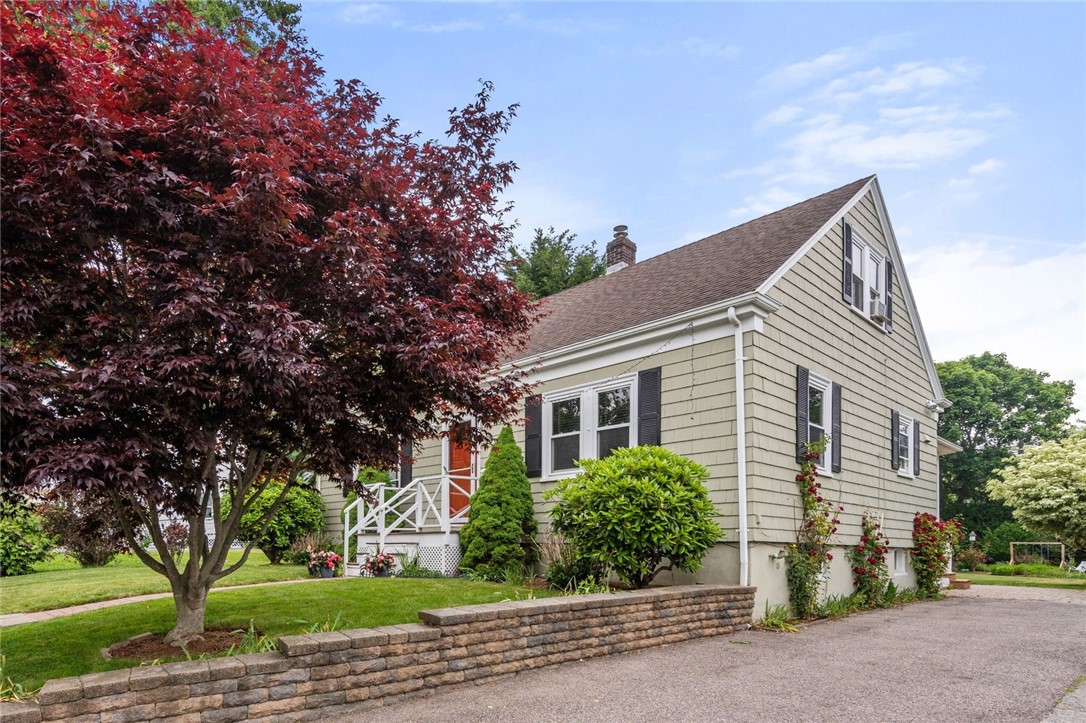 29 Fenner Avenue Newport, RI 02840 - Photo 30 of 31