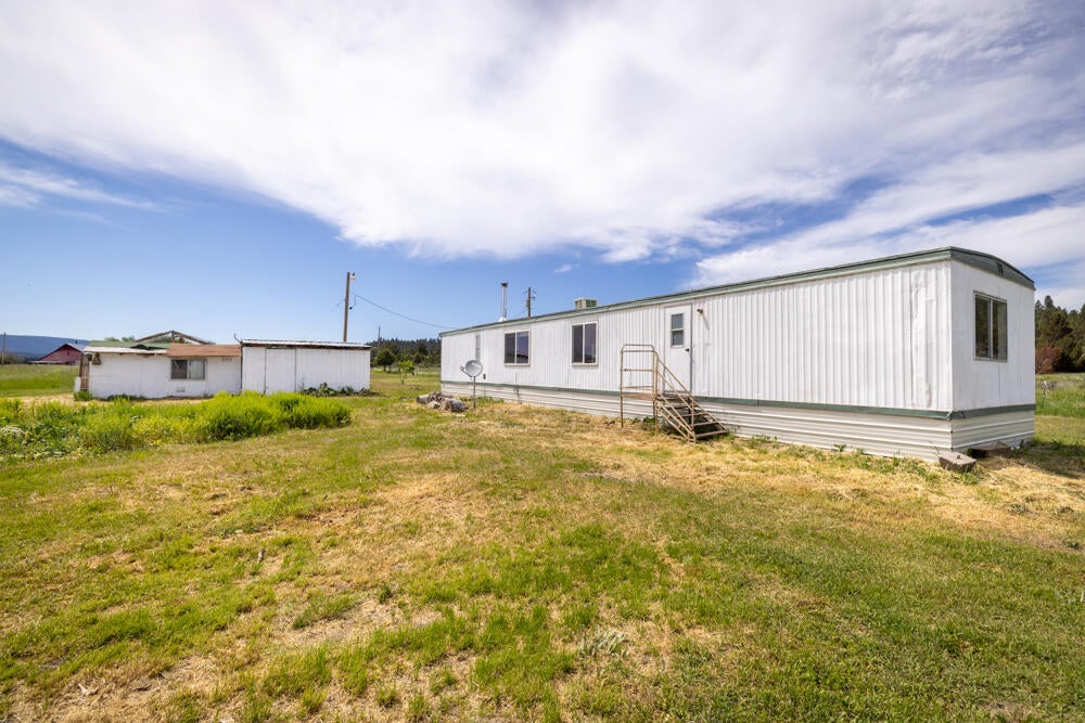 26826 Modoc Street Chiloquin, OR 97624 - Photo 2 of 56 1a