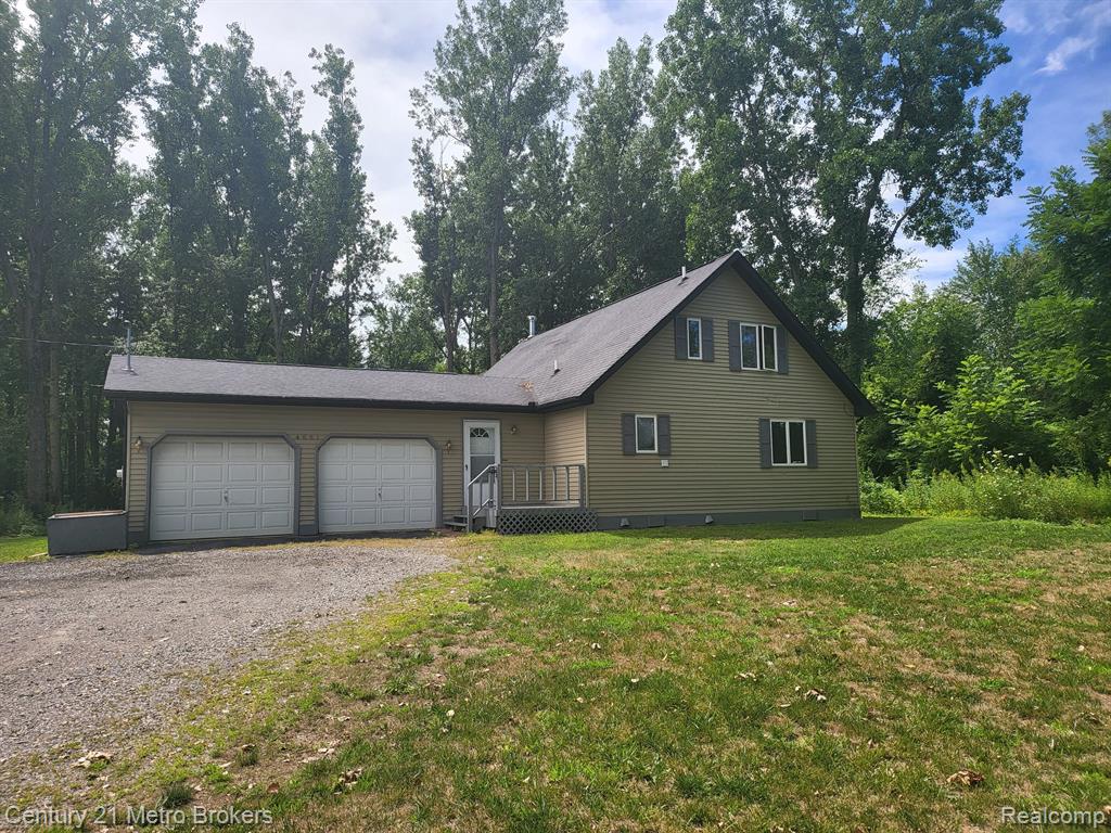 4661 Murphy Lake Road Millington, MI 48746 - Photo 1 of 33