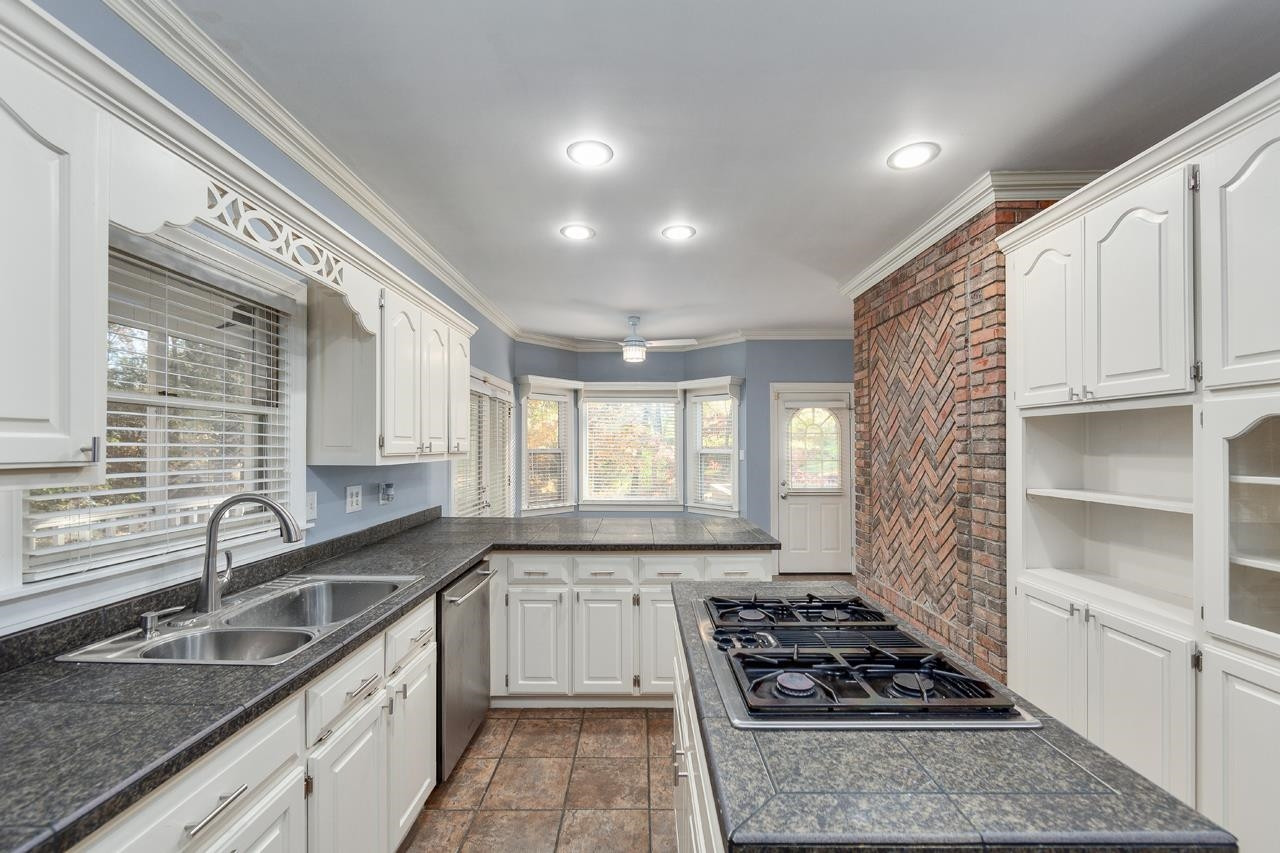 278 Hopper Barker Road Jackson, TN 38305 - Photo 4 of 24 Photo 4