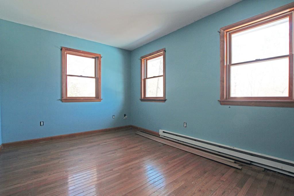 21 Larch Road Georgetown, MA 01833 - Photo 13 of 14 Gallery Image 13
