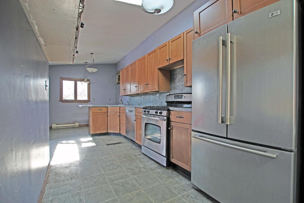 21 Larch Road Georgetown, MA 01833 - Photo 6 of 14 Gallery Image 6