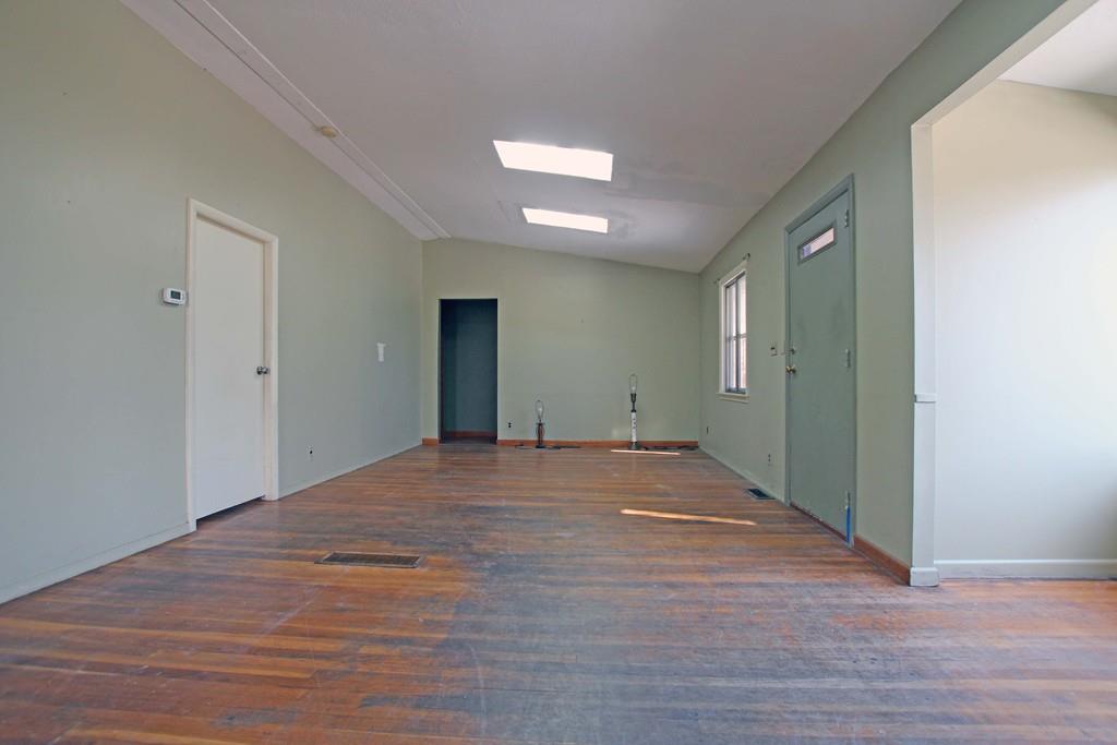21 Larch Road Georgetown, MA 01833 - Photo 8 of 14 Gallery Image 8
