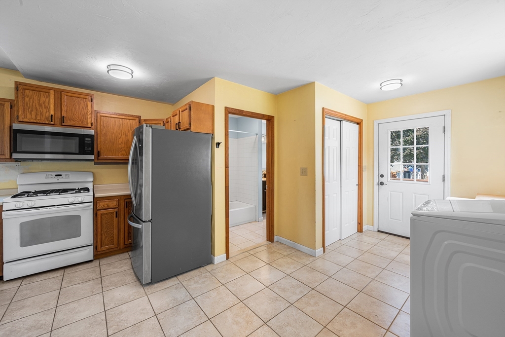 125 Reed Street Rockland, MA 02370 - Photo 13 of 28 Gallery Image 13