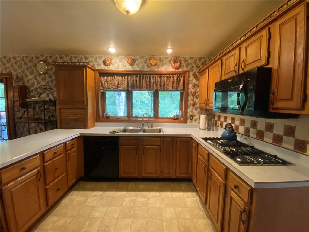 264 Moorehead Road Sarver, PA 16055 - Photo 4 of 23