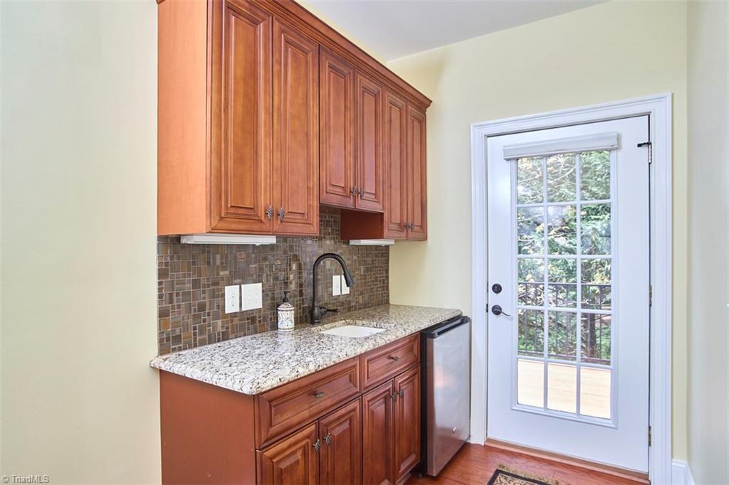 3560 Kirklees Road Winston-Salem, NC 27104 - Photo 34 of 49
